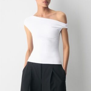 Aritzia Contour Ravish Top